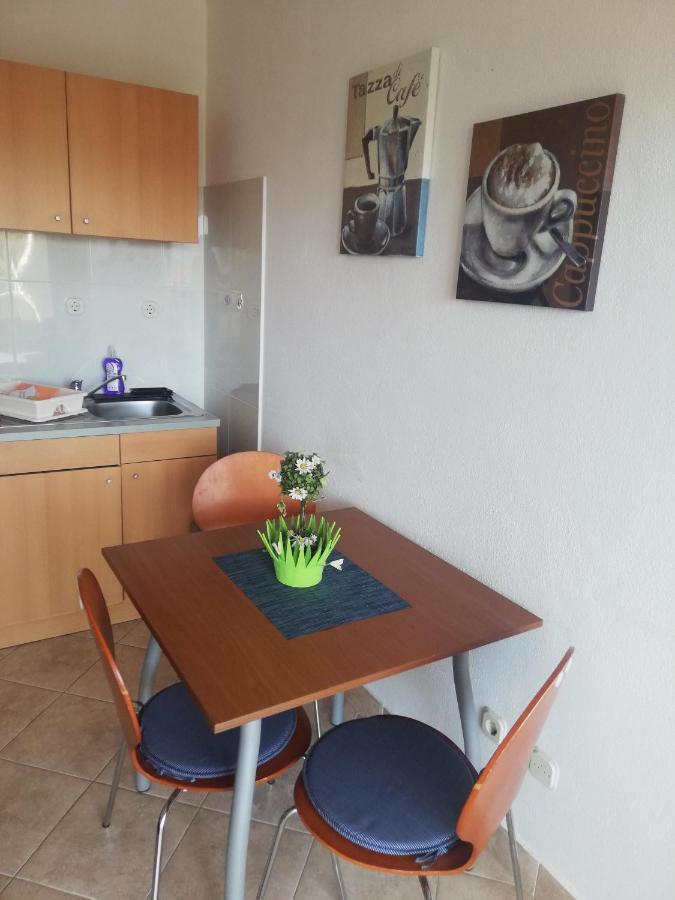 Apartments Eti Bol Kültér fotó