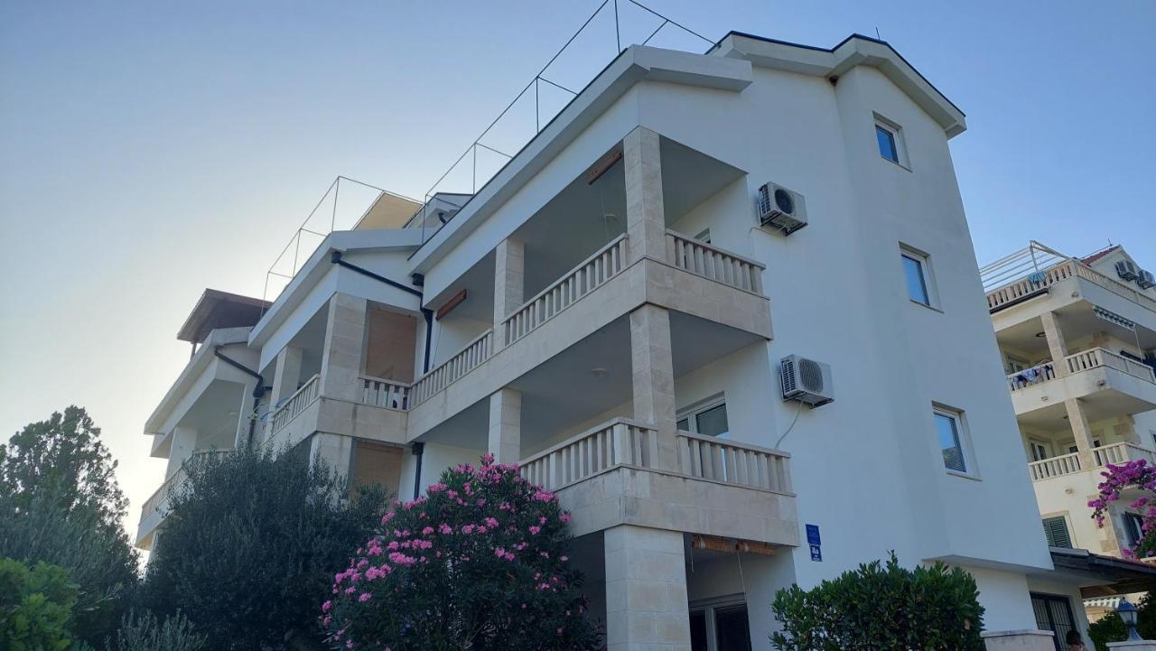 Apartments Eti Bol Kültér fotó