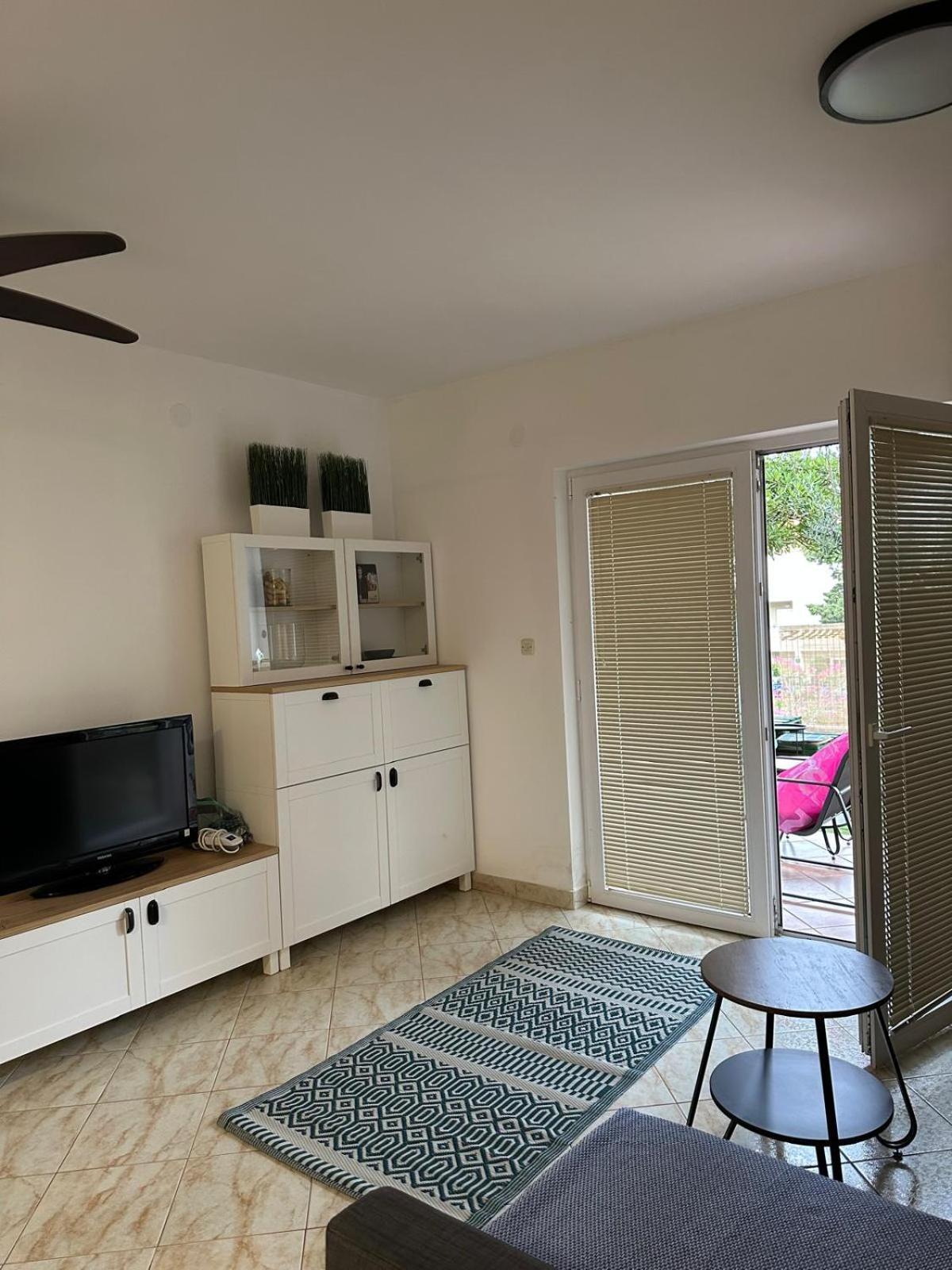 Apartments Eti Bol Kültér fotó